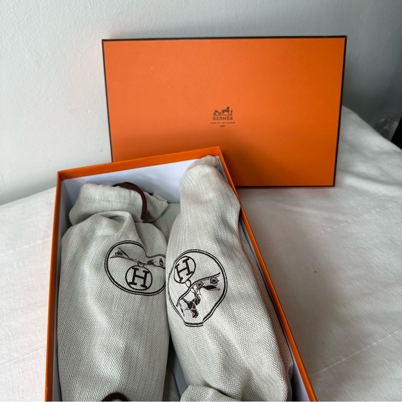 HERMES - Kola Thong Slingback Sandals - Picture 5 of 5